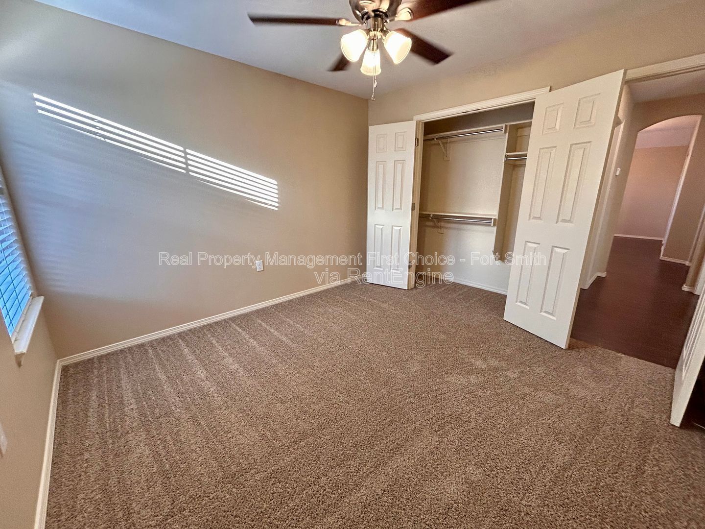 Building Photo - 420 Ridge Point Dr