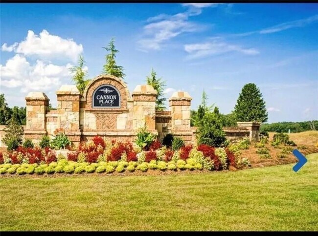 Building Photo - 1310 Endicott Ct