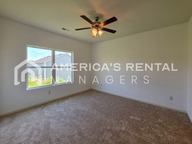 Building Photo - Home for rent in Rosser Farms!