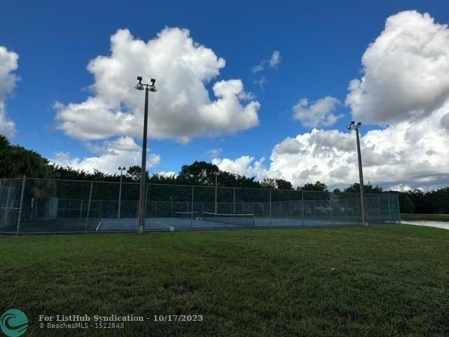 Building Photo - 12980 Vista Isles Dr