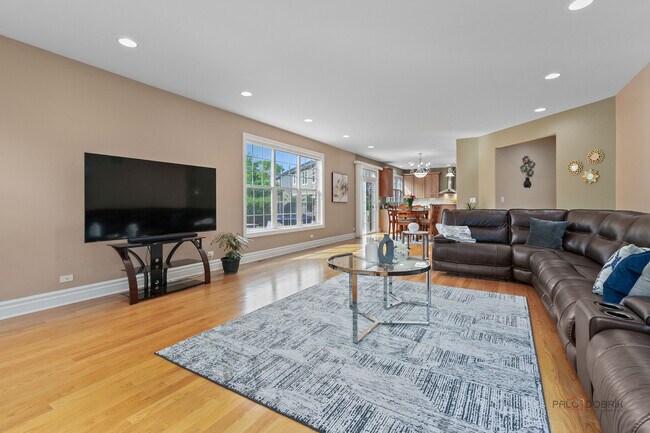 Building Photo - 312 Camargo Ct