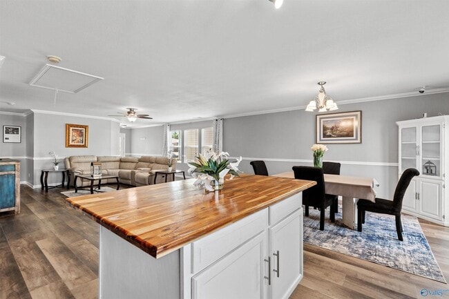 Building Photo - 204 Bumper Crop Ln NW