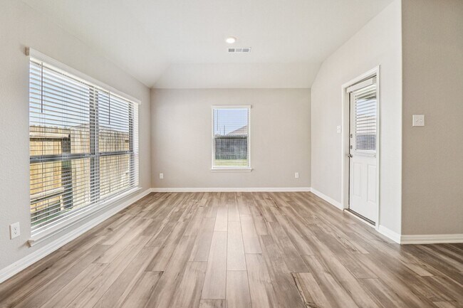 Floorplan - Beall Way