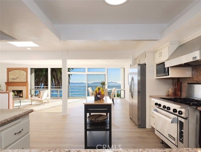 Building Photo - 2105 W Paseo Del Mar