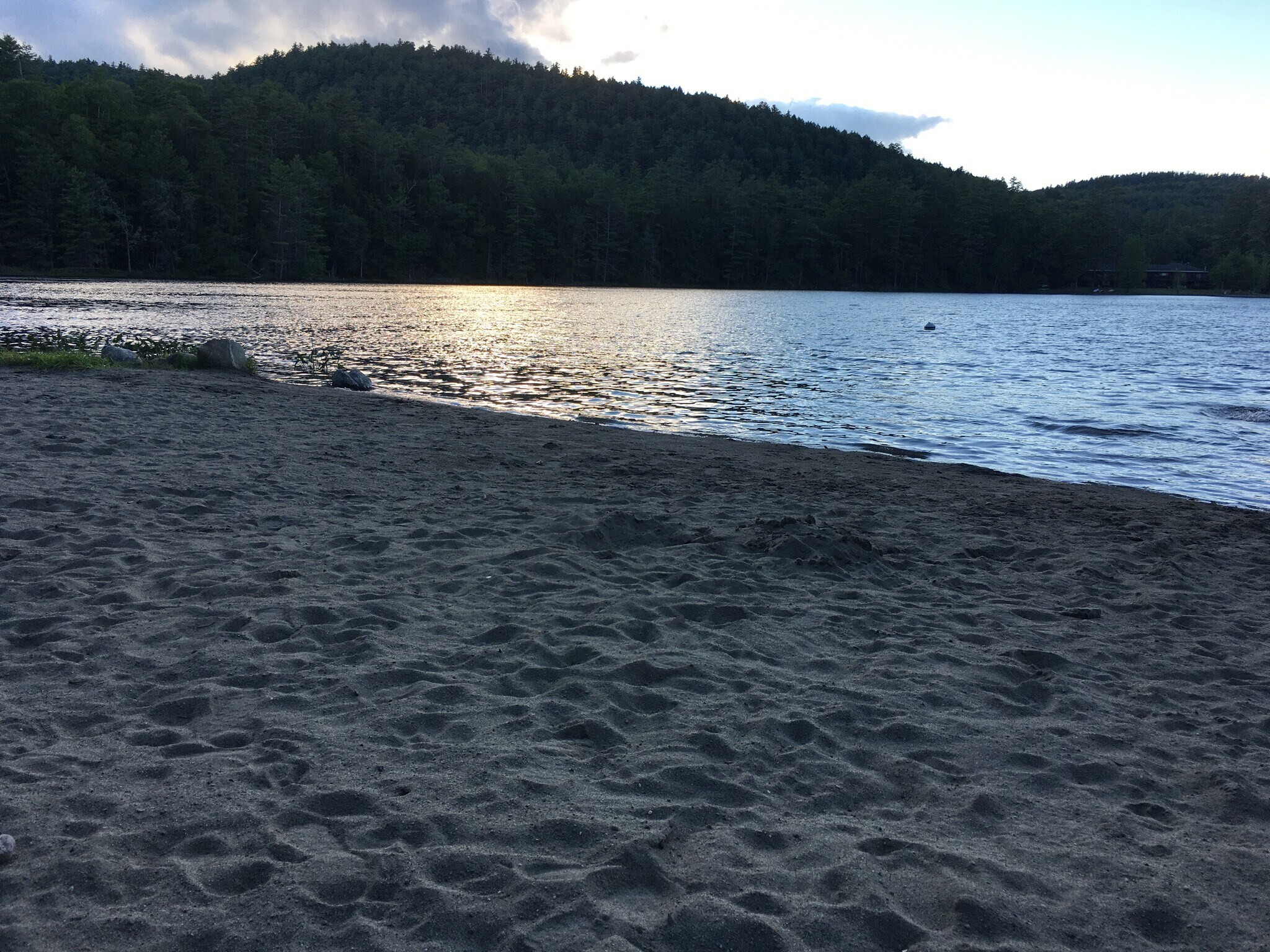 Building Photo - 11 Overlook Ln N