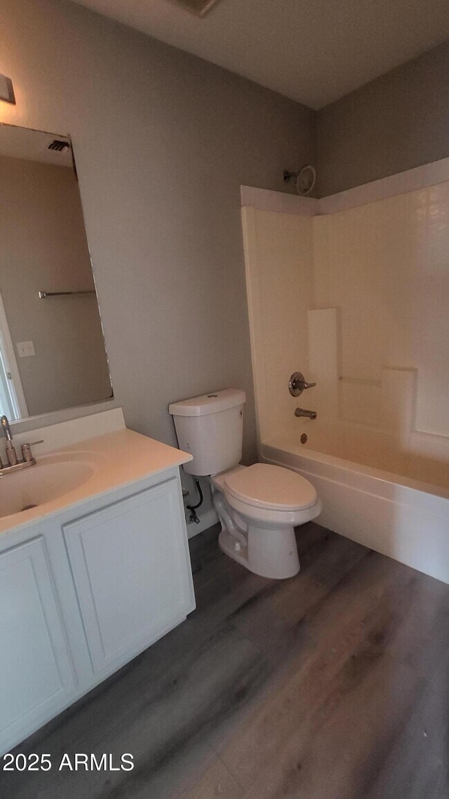 Building Photo - 2731 S Sailors Way