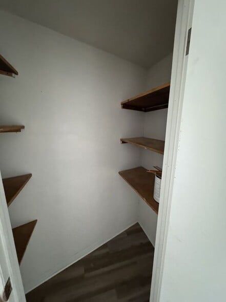 Building Photo - 219 N Main St