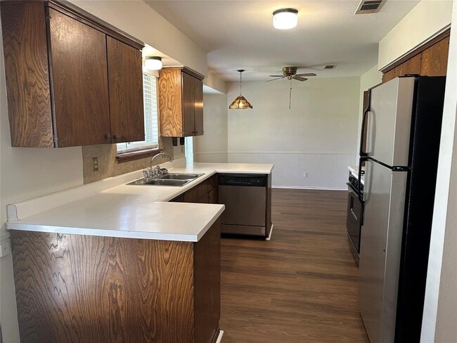 Building Photo - 5504 Chadwyck Dr