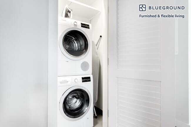 Building Photo - 123 Highland Ave