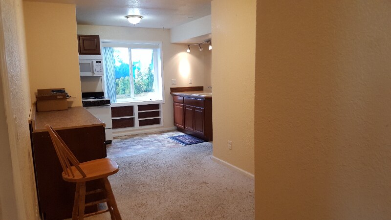 Building Photo - 2xxxx Windrow Dr