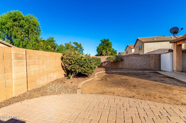 Building Photo - 3864 E Mine Shaft Rd