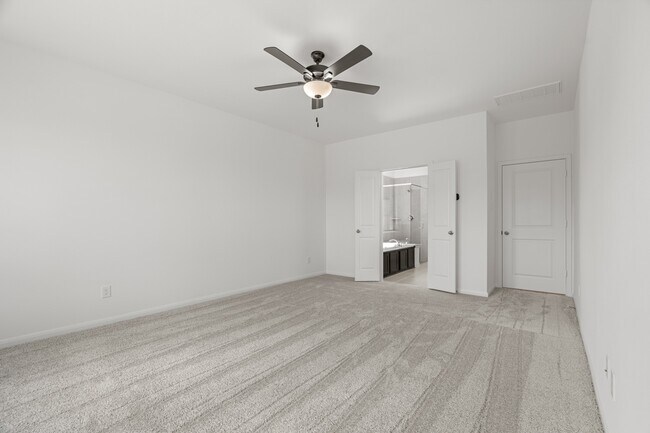 Building Photo - 2610 Glacier Pt Dr