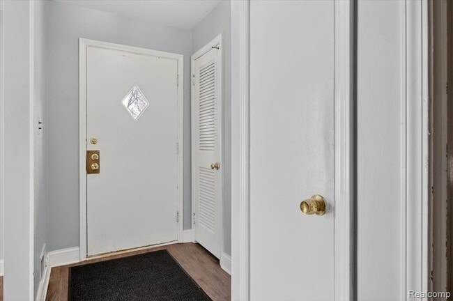 Building Photo - 13731 Elgin St