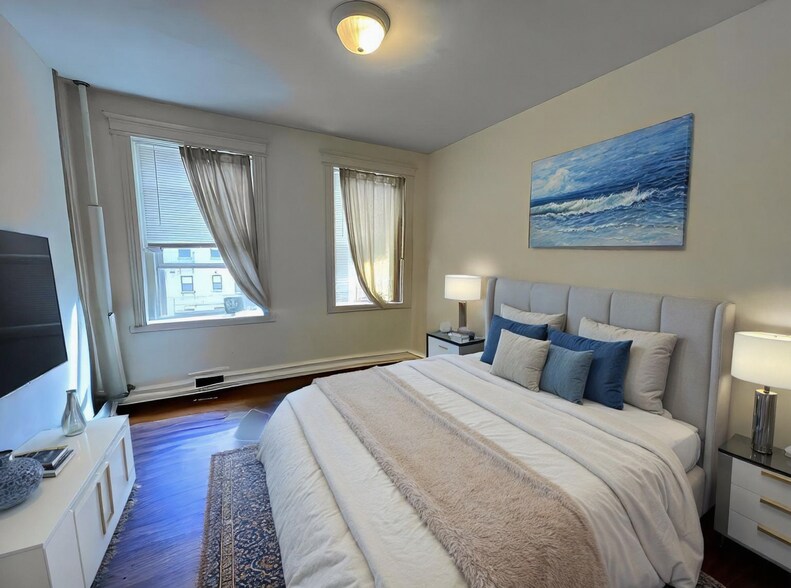 Building Photo - 31 Queensberry St