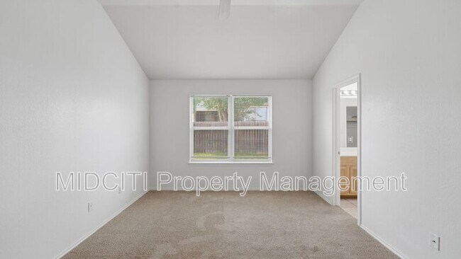 Building Photo - 137 Jerry Lees Trail