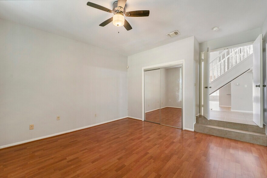 Building Photo - 14232 Reissen Ln