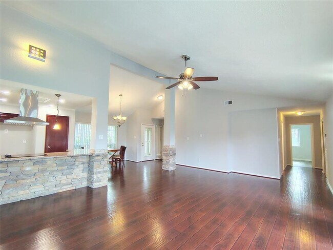 Building Photo - 2546 Long Reach Dr