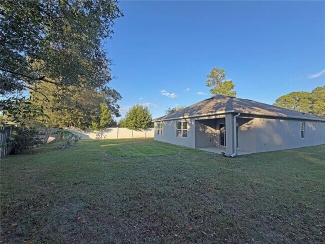 Building Photo - 2920 Blackburn Ave