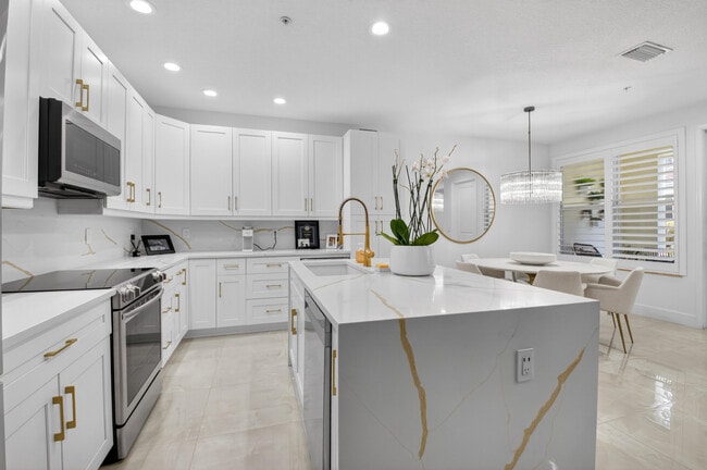 Building Photo - 5022 NW 16th Way