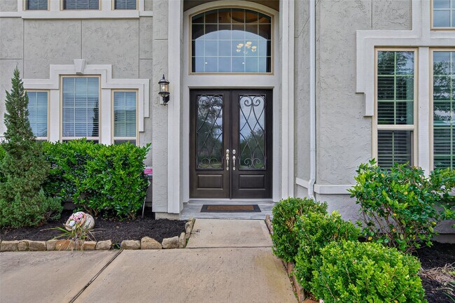 Building Photo - 13236 Tracewood Hills Ln