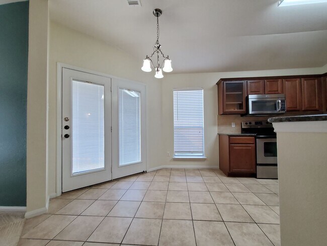 Building Photo - 4-Bedroom House for Rent in Killeen
