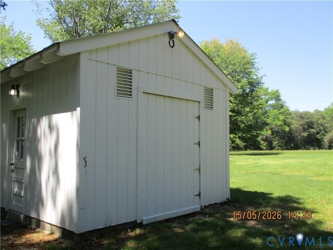 Building Photo - 16351 Old Ridge Rd