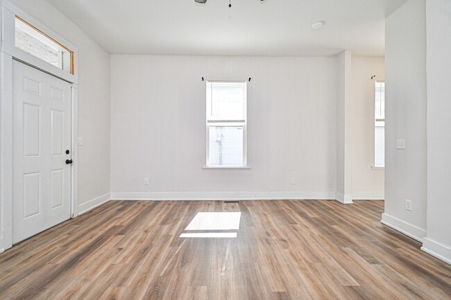 Building Photo - 4151 Chambers St