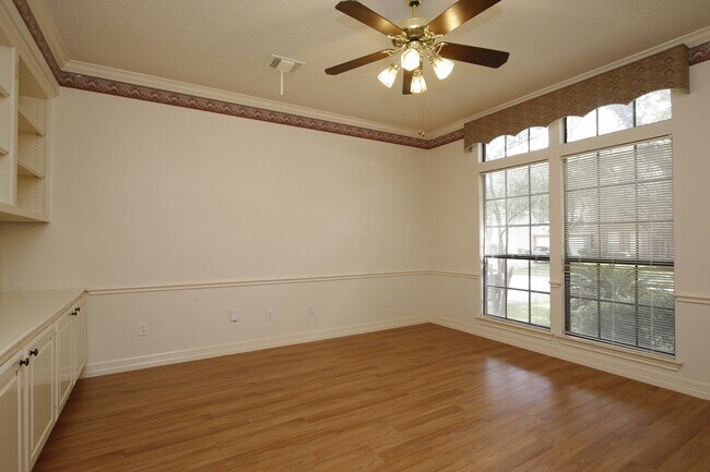 Building Photo - 13618 Shadow Falls Ct