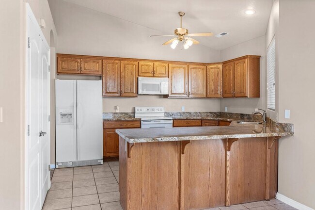 Building Photo - 3 Bedroom Home With Valley Views In St. George