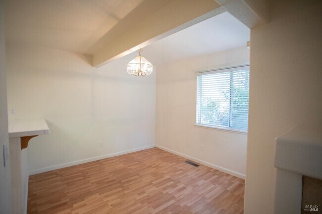 Building Photo - 1549 Monarch Pl