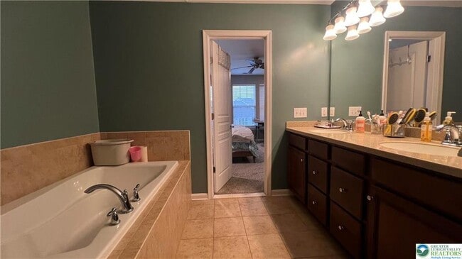 Building Photo - 8536 Mayfair Ct