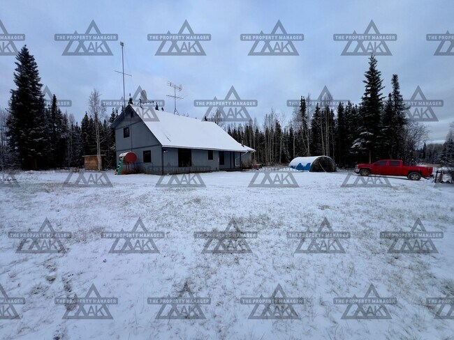 Building Photo - Spacious 3BR, 2.5BA Home off Chena Hot Springs Rd with Yard, Deck & Greenhouse