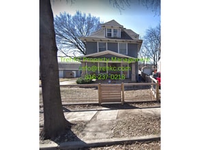 Building Photo - Charming Kansas City Home!