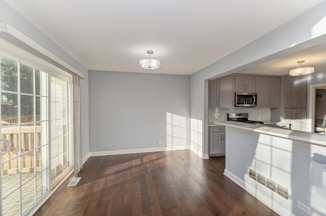 Building Photo - 2222 Seaver Ln