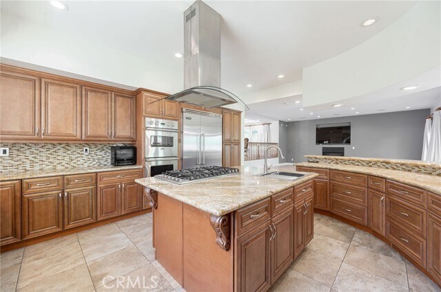 Building Photo - 3331 Oakmont View Dr