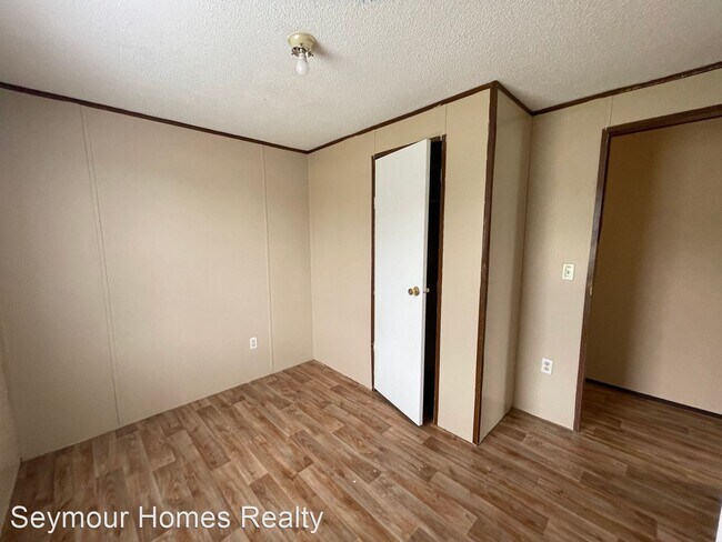 Building Photo - 3 br, 2 bath House - 104 Clawson Drive
