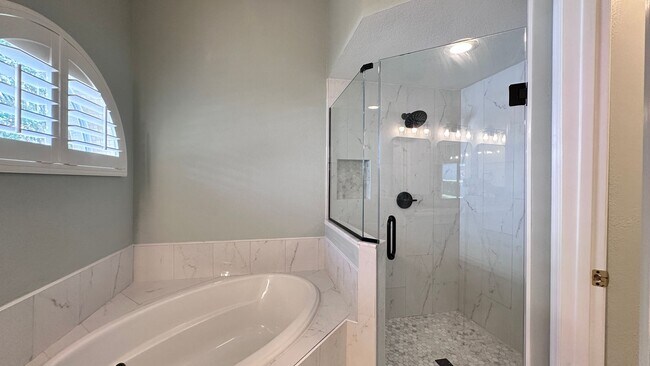 Building Photo - 7468 Aprelle Dr
