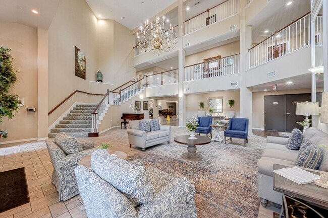 Building Photo - 2803 Kings Crossing Dr