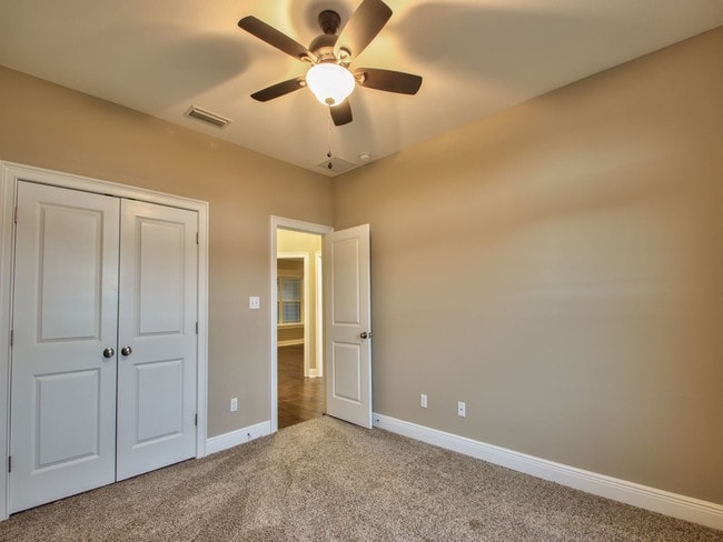 Building Photo - 250 Tillis Ln