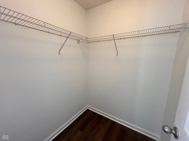 Building Photo - 5771 White Pine Rd