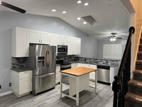 Building Photo - 4766 Old Church Ct