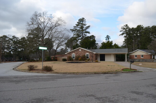 Primary Photo - 221 Merrymont Dr