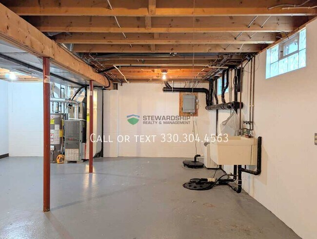 Building Photo - 3275 Myersville Rd