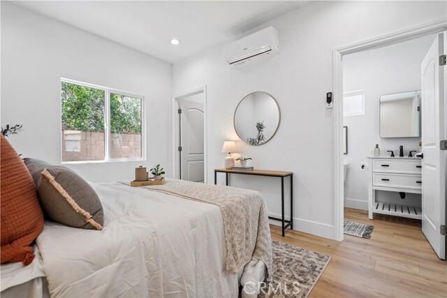 Building Photo - 432 W Ghent St