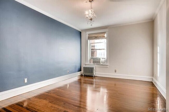 Building Photo - Uptown Capitol Hill - Secure Historic Building with Modern Updates!