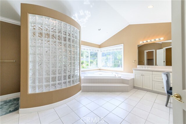 Building Photo - 21 Bent Oak