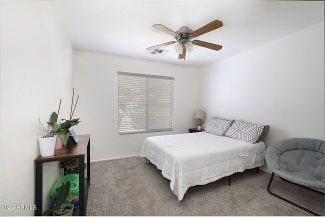 Building Photo - 40117 W Hayden Dr