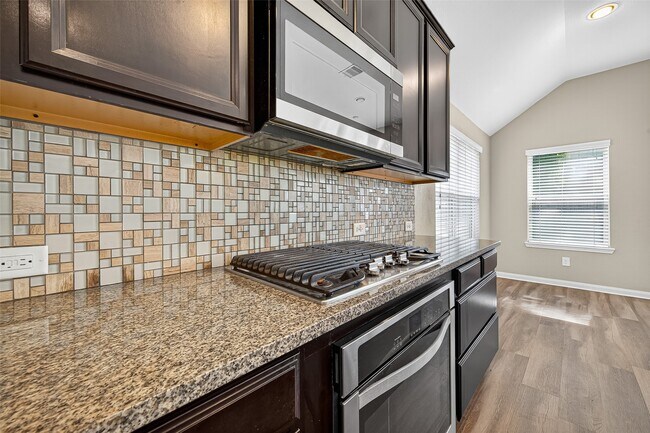 Building Photo - 17914 Logans Pine Dr