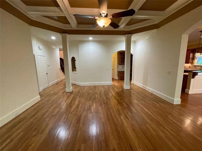 Building Photo - 1378 Greencrest Ct SW