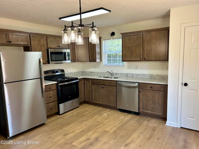 Building Photo - 4207 Blue Teal Pl